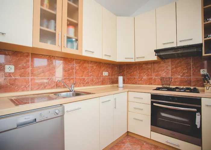 And With A Swimming Pool Pucisca, Brac - 5637 Gasthuis 3*